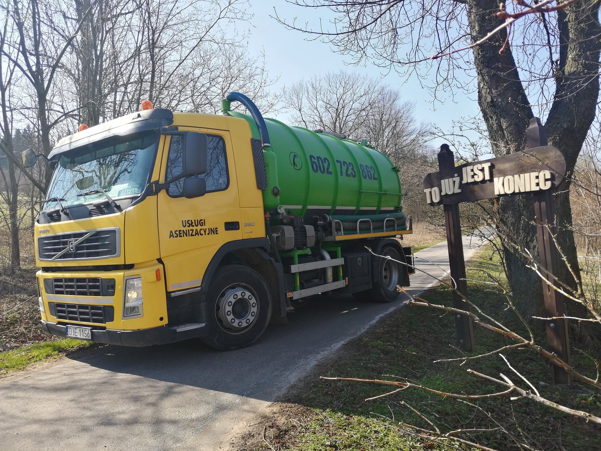 Volvo DJE 11S6 - samochód asenizacyjny